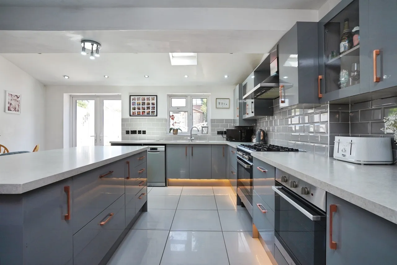 Rosecroft Drive, Nottingham, photo 4