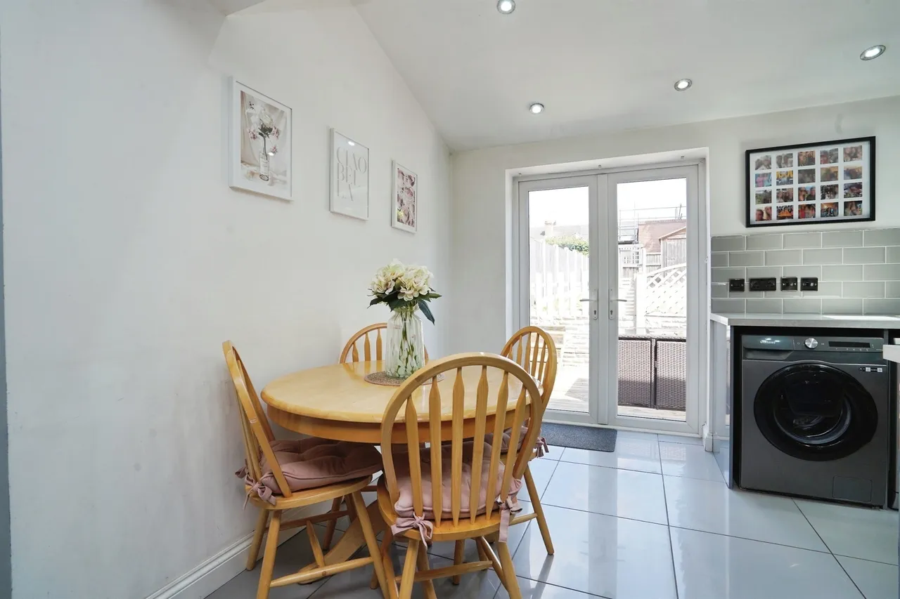 Rosecroft Drive, Nottingham, photo 2