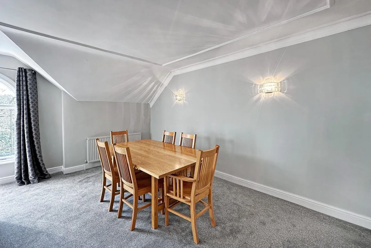 Groby Road, Altrincham, Cheshire WA14 2BJ, photo 18