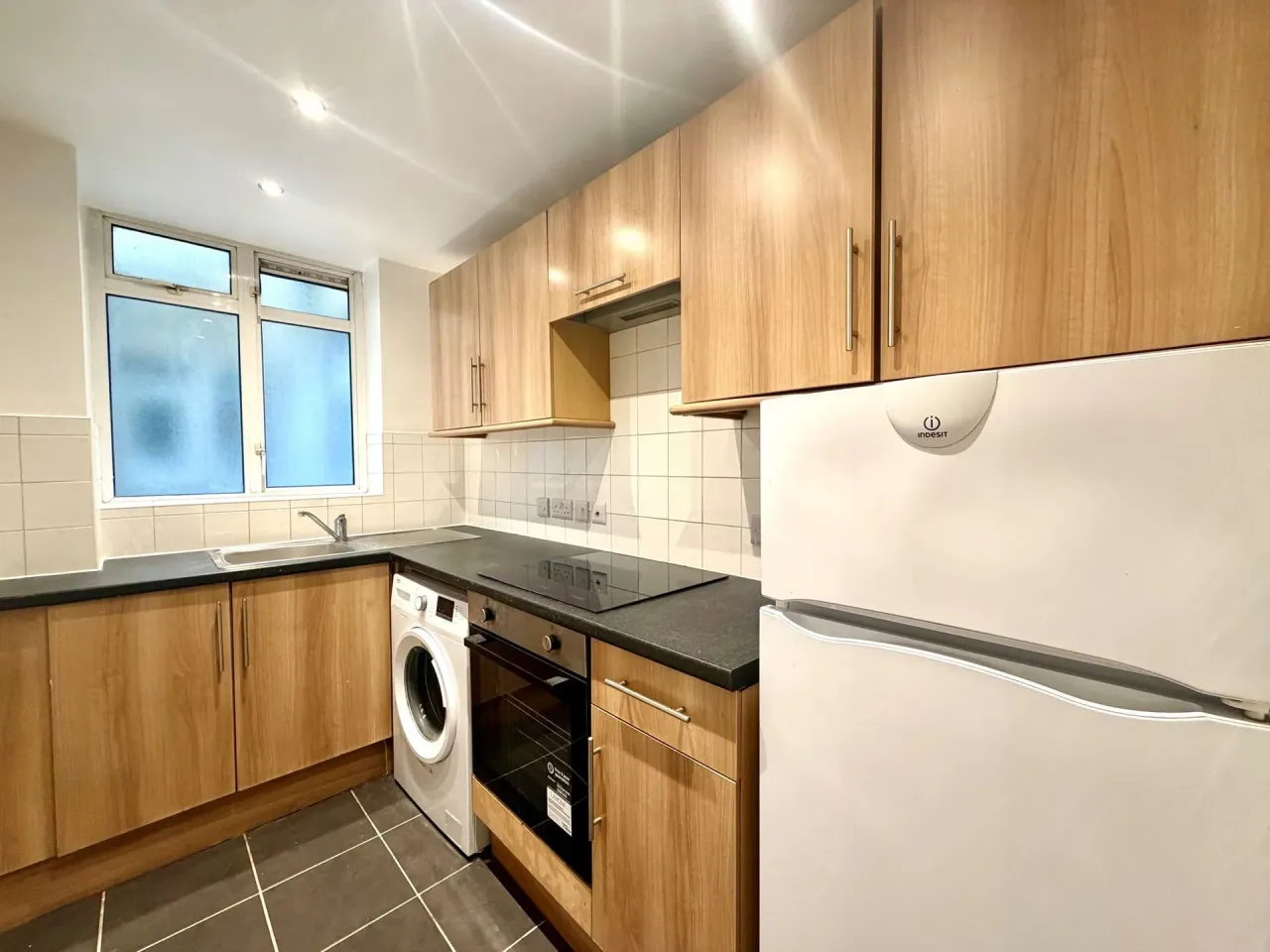 Euston Road, London, NW1, photo 11
