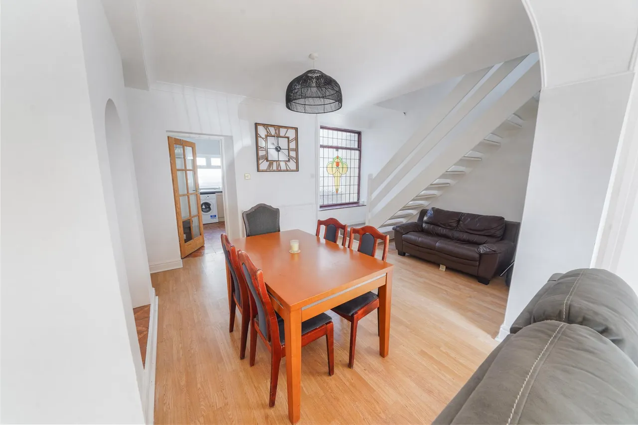 St. Helens Avenue, Swansea, SA1, photo 5