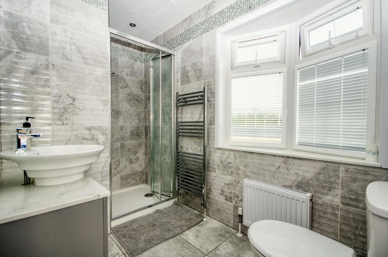 Grange Road, Bursledon, Southampton, SO31 8GD, photo 12