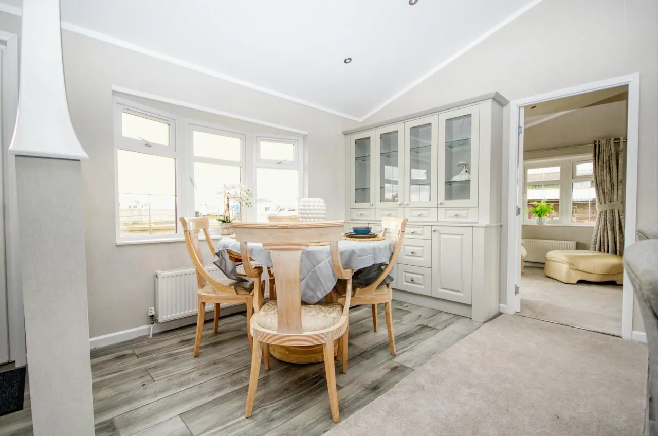 Grange Road, Bursledon, Southampton, SO31 8GD, photo 3