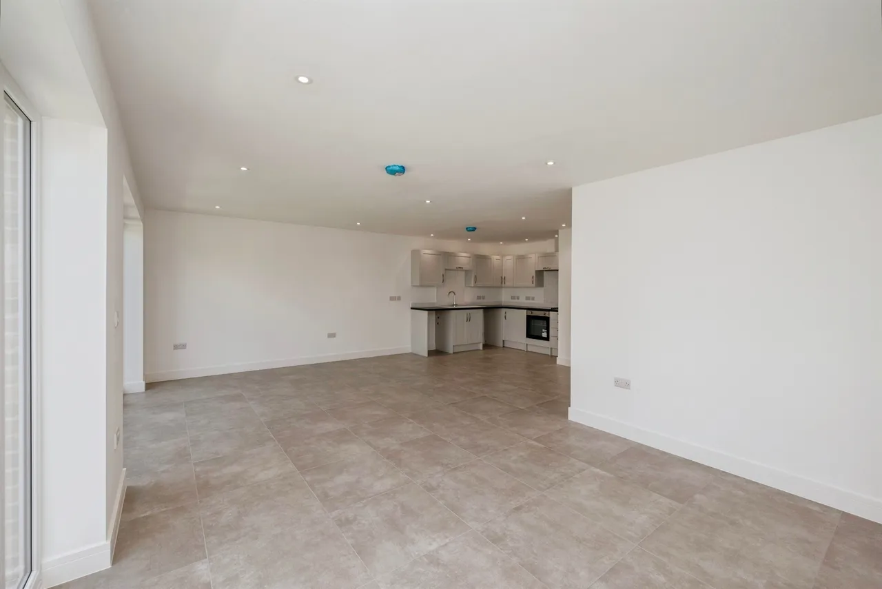 Sutton Crescent, Freethorpe, NR13, photo 6