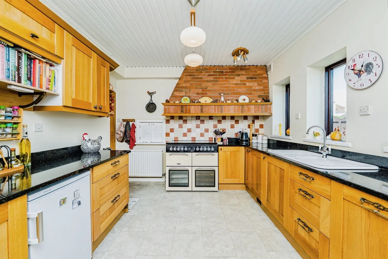 Flatholme Way, Porthcawl, CF36, photo 4