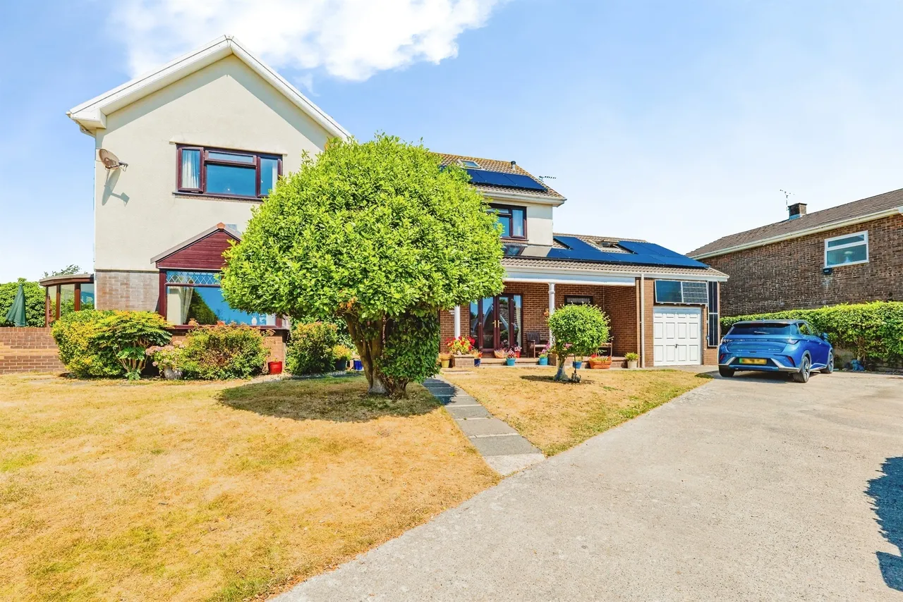 Flatholme Way, Porthcawl, CF36, photo 22