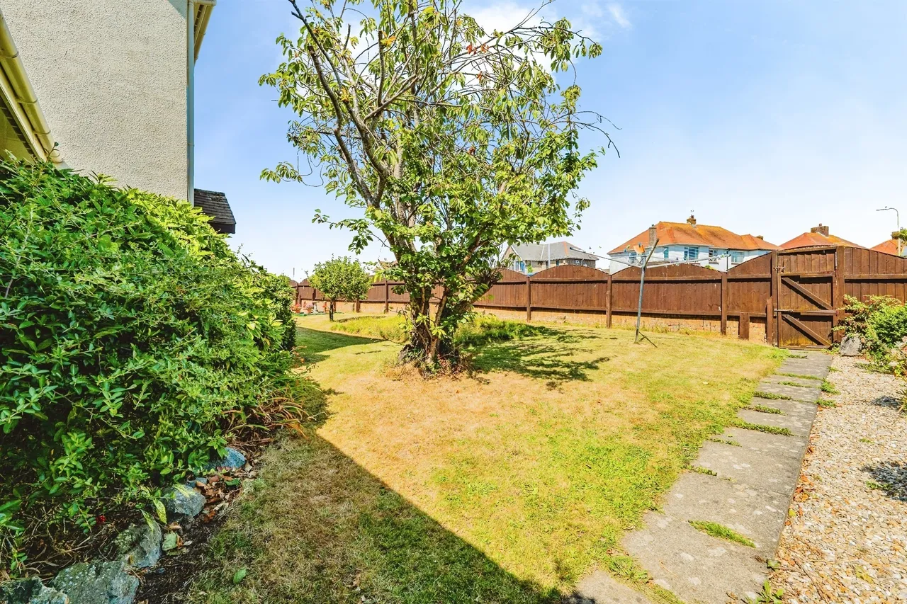 Flatholme Way, Porthcawl, CF36, photo 27