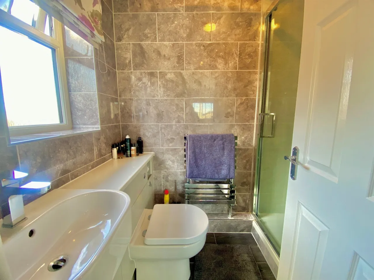 Shaftesbury Avenue, March, PE15, photo 14