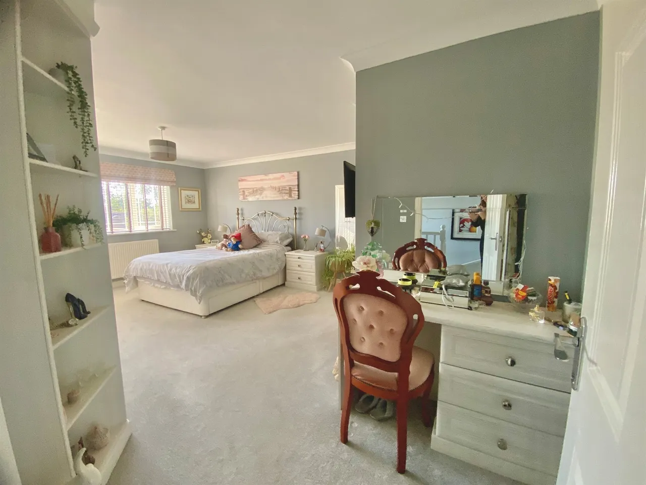 Shaftesbury Avenue, March, PE15, photo 9