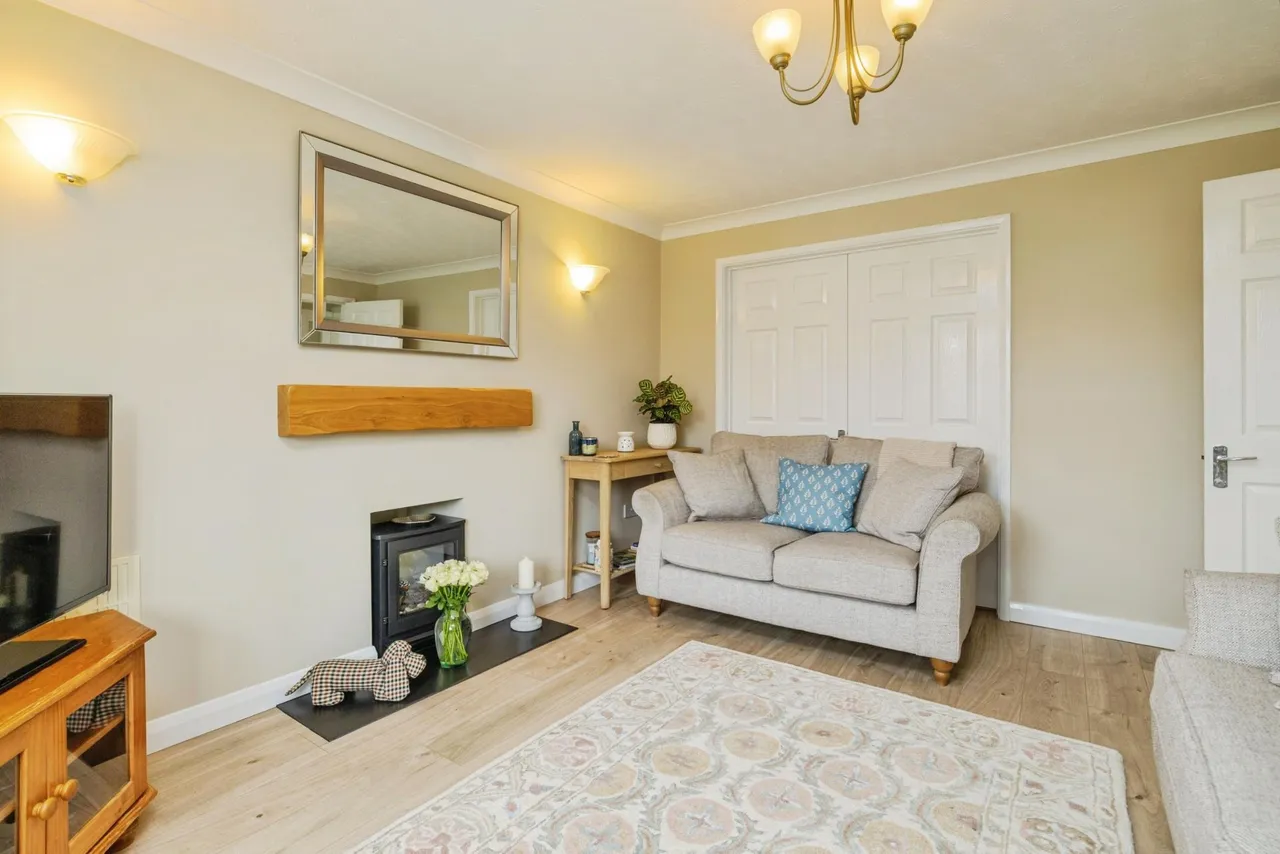 Lincoln Road, Dunholme, LN2, photo 12