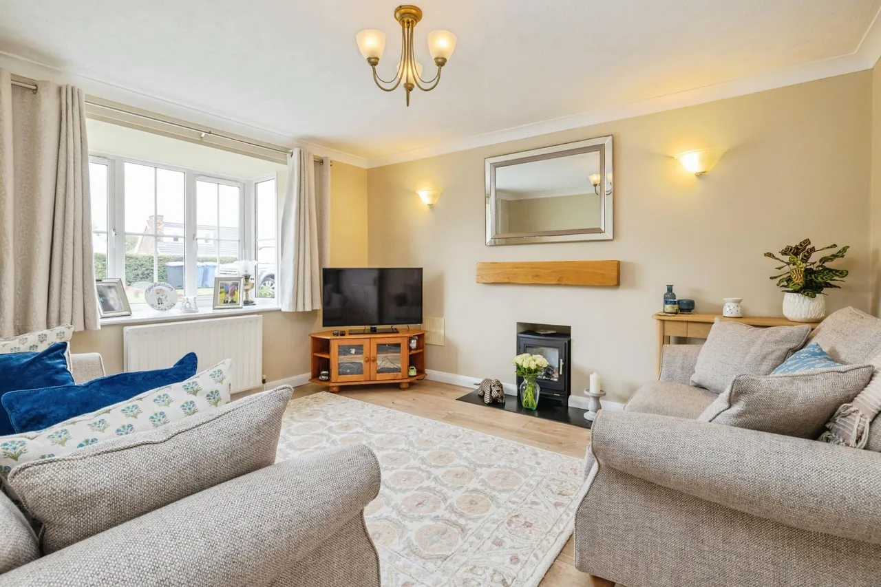 Lincoln Road, Dunholme, LN2, photo 11
