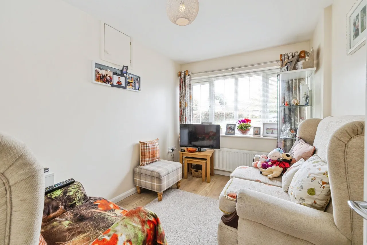 Lincoln Road, Dunholme, LN2, photo 13