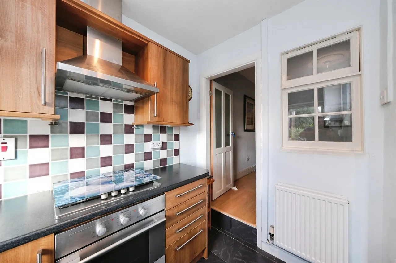 Lower Grove Road, Chesterfield, S40, photo 8