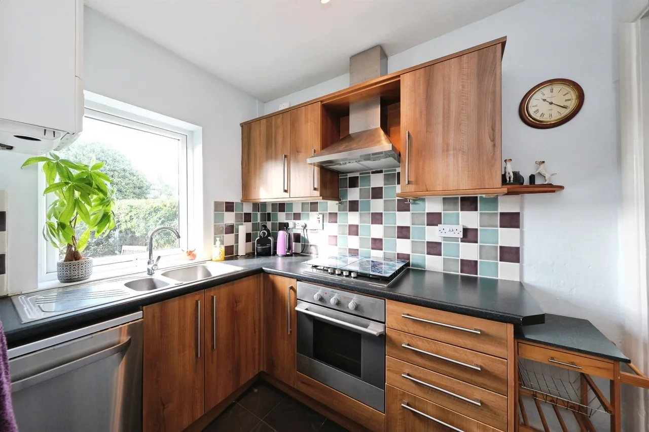 Lower Grove Road, Chesterfield, S40, photo 2