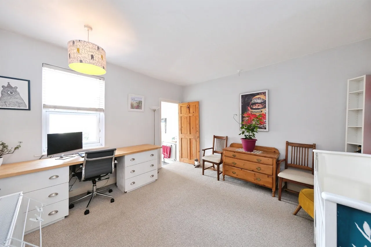 Lower Grove Road, Chesterfield, S40, photo 12