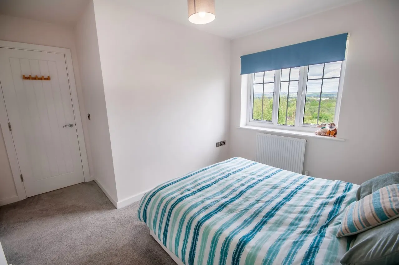 Holcombe Grove, Radcliffe, Manchester, M26 1SE, photo 15