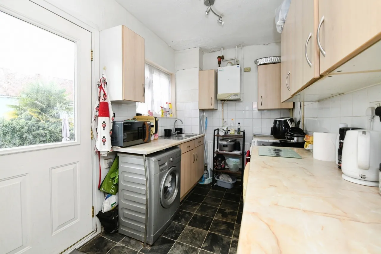 Weaverhead Close, Thaxted, Dunmow, Essex, CM6, photo 5