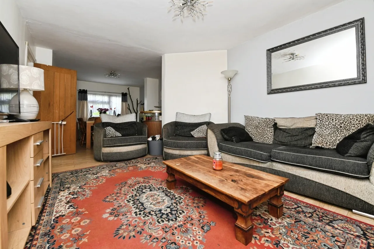 Weaverhead Close, Thaxted, Dunmow, Essex, CM6, photo 2