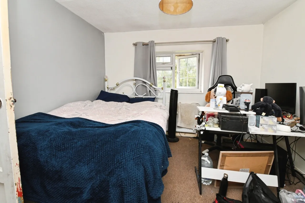 Weaverhead Close, Thaxted, Dunmow, Essex, CM6, photo 9