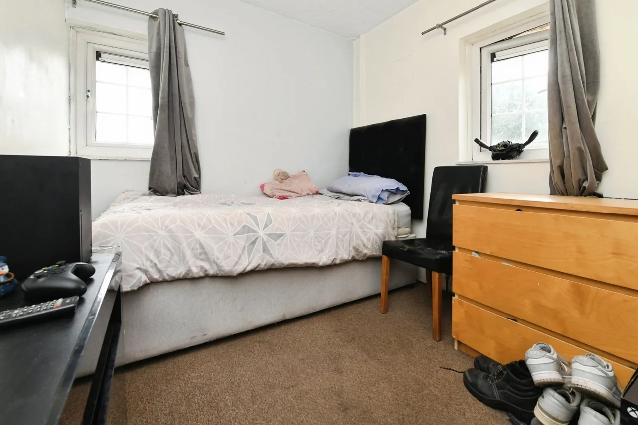 Weaverhead Close, Thaxted, Dunmow, Essex, CM6, photo 10