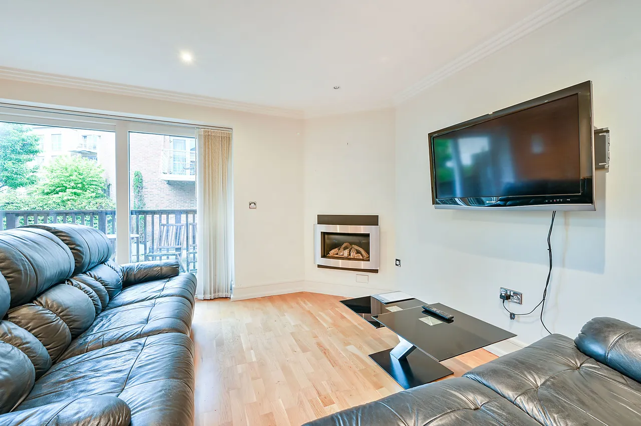 2 Tallow Road, Brentford, photo 7
