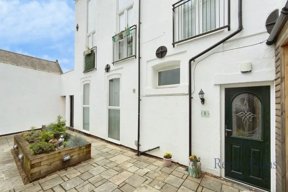 2 bed flat for sale — New Lane, Selby, North Yorkshire, YO8