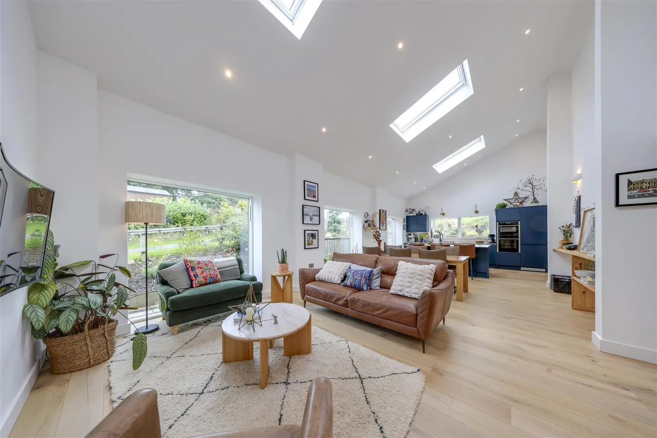 Loveclough Road, Loveclough, photo 16