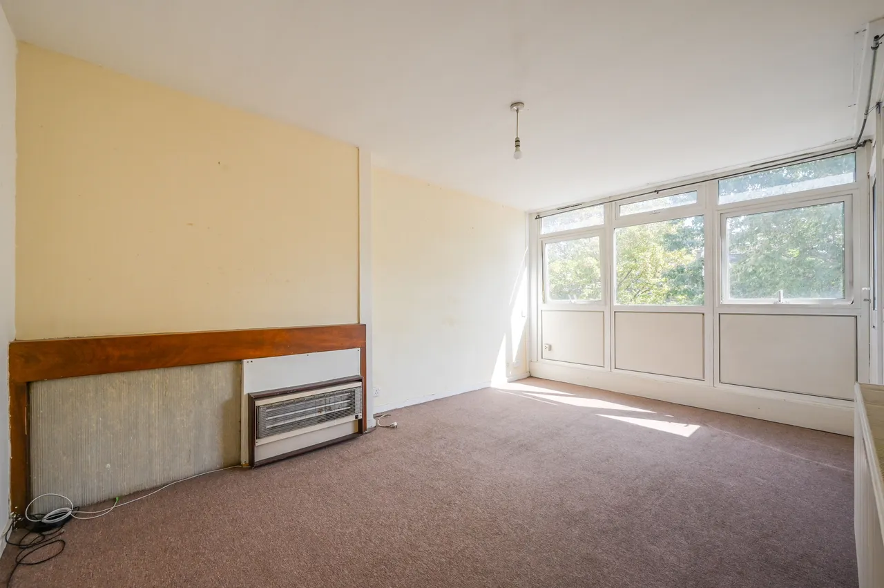 39 Brockmer House, Crowder Street, London, photo 3