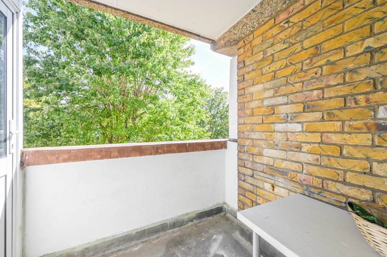 39 Brockmer House, Crowder Street, London, photo 4