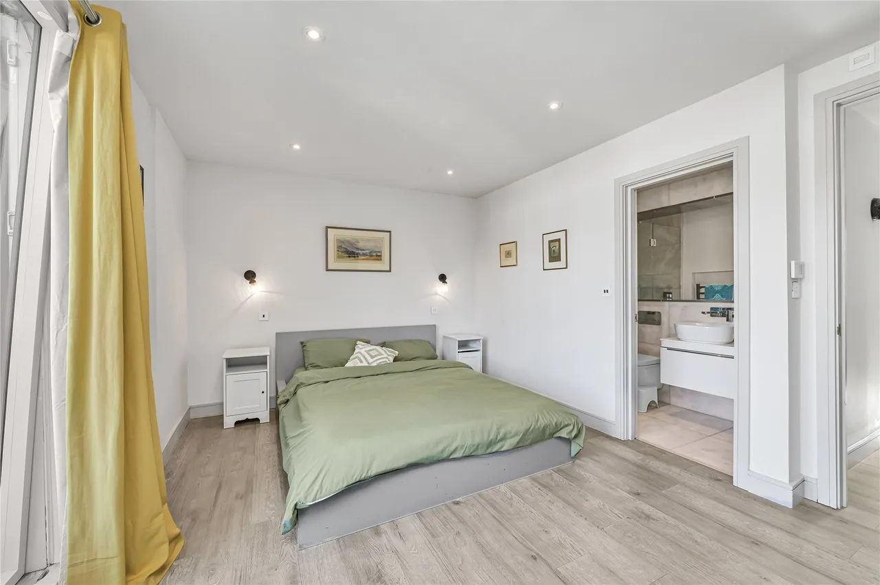 Fernlea Road, London, SW12, photo 11