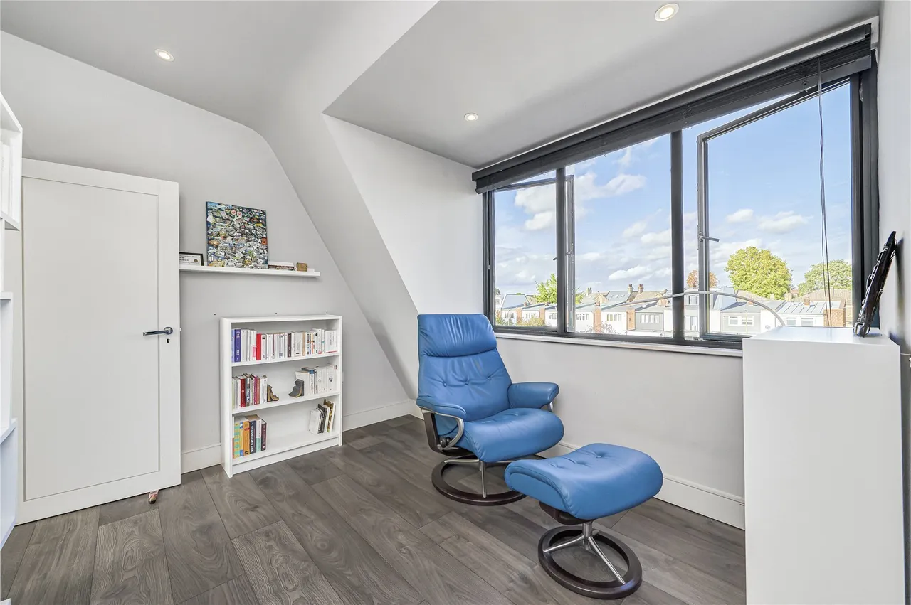 Fernlea Road, London, SW12, photo 16