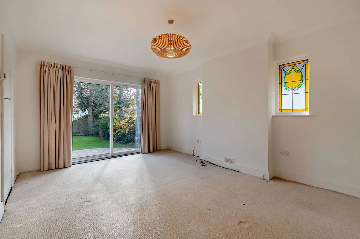 Farm Avenue, Pinner, HA2, photo 2