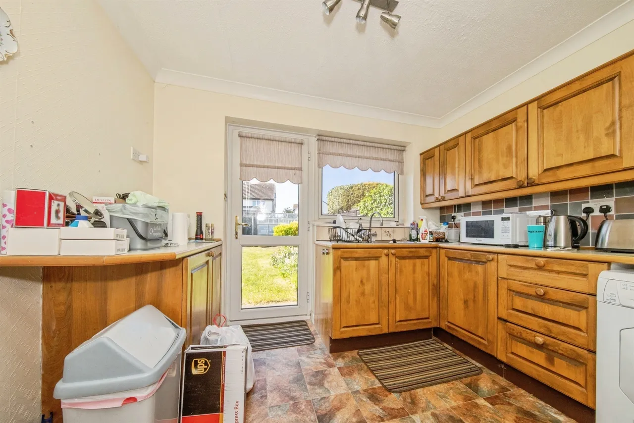 Faulkeners Way, Trimley St. Mary, Felixstowe, photo 6
