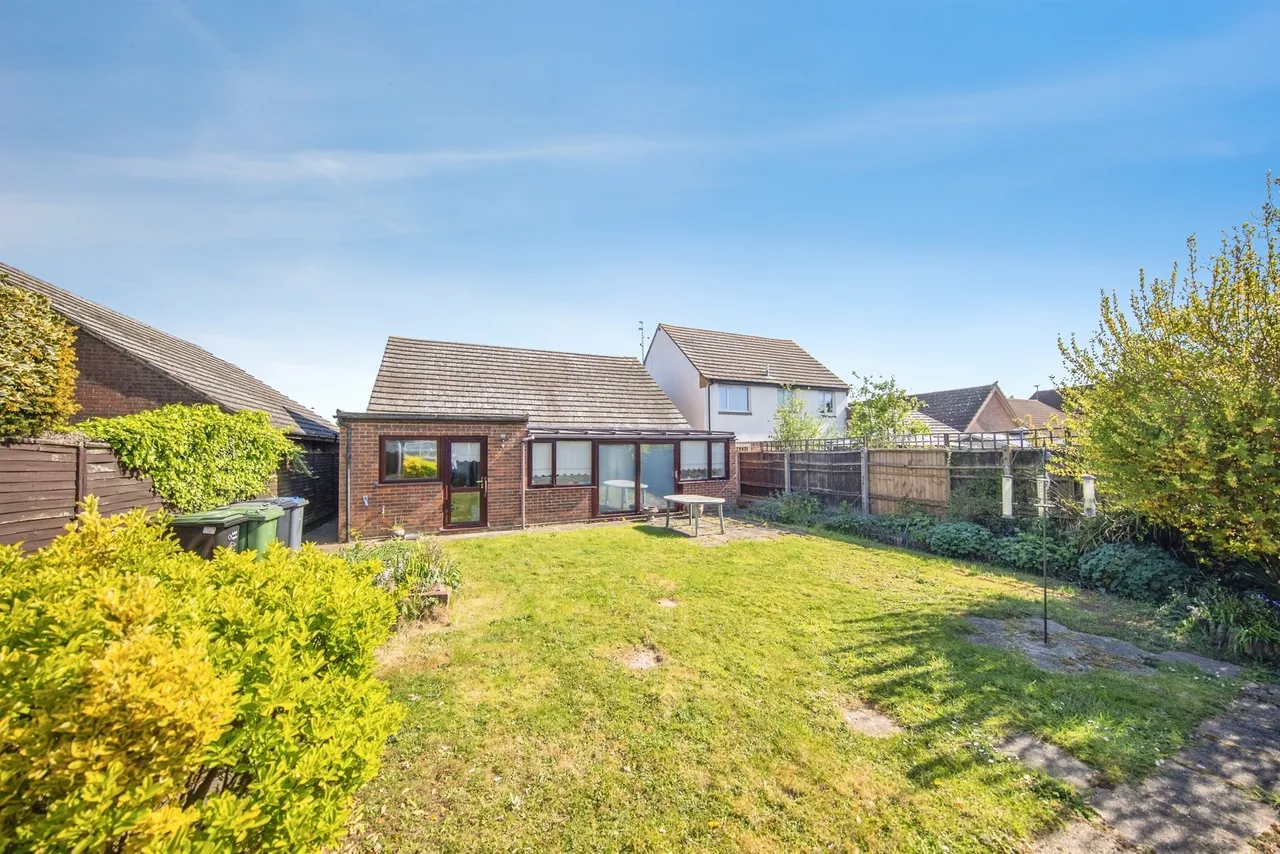 Faulkeners Way, Trimley St. Mary, Felixstowe, photo 3
