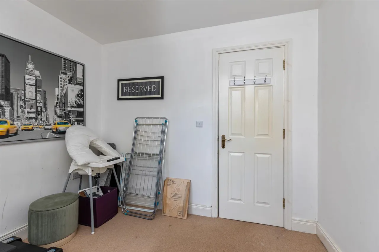 Upper Knockbreda Road, Belfast, BT6, photo 16