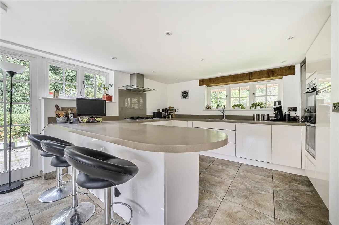 Barton Common Lane, Barton On Sea, Hampshire, BH25, photo 2
