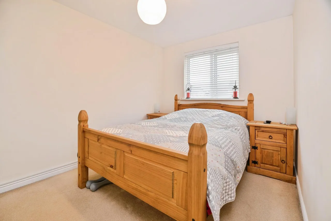 Kingsbridge Crescent, Middlesbrough, TS5, photo 10