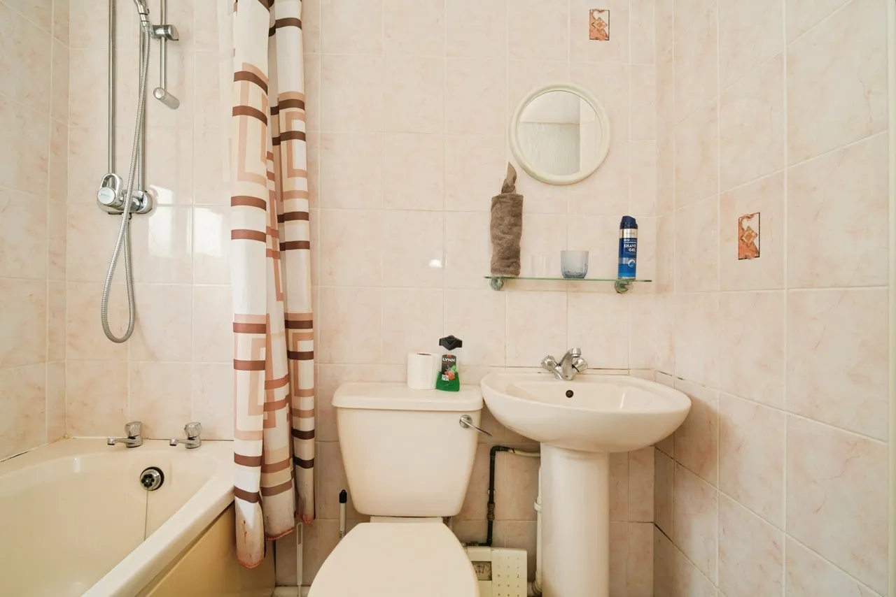 Kilsby Close, Lostock, BL6, photo 14
