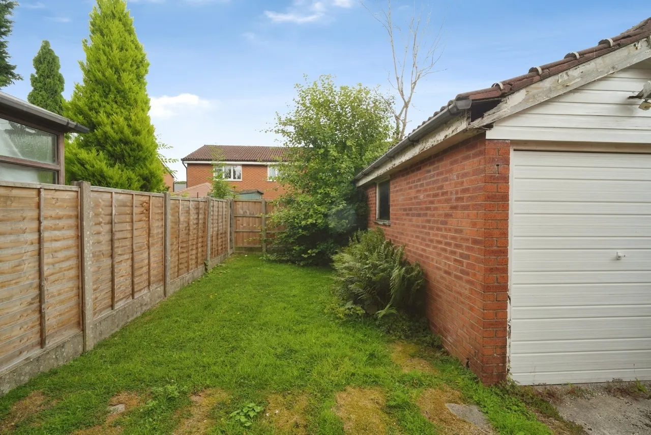 Kilsby Close, Lostock, BL6, photo 17