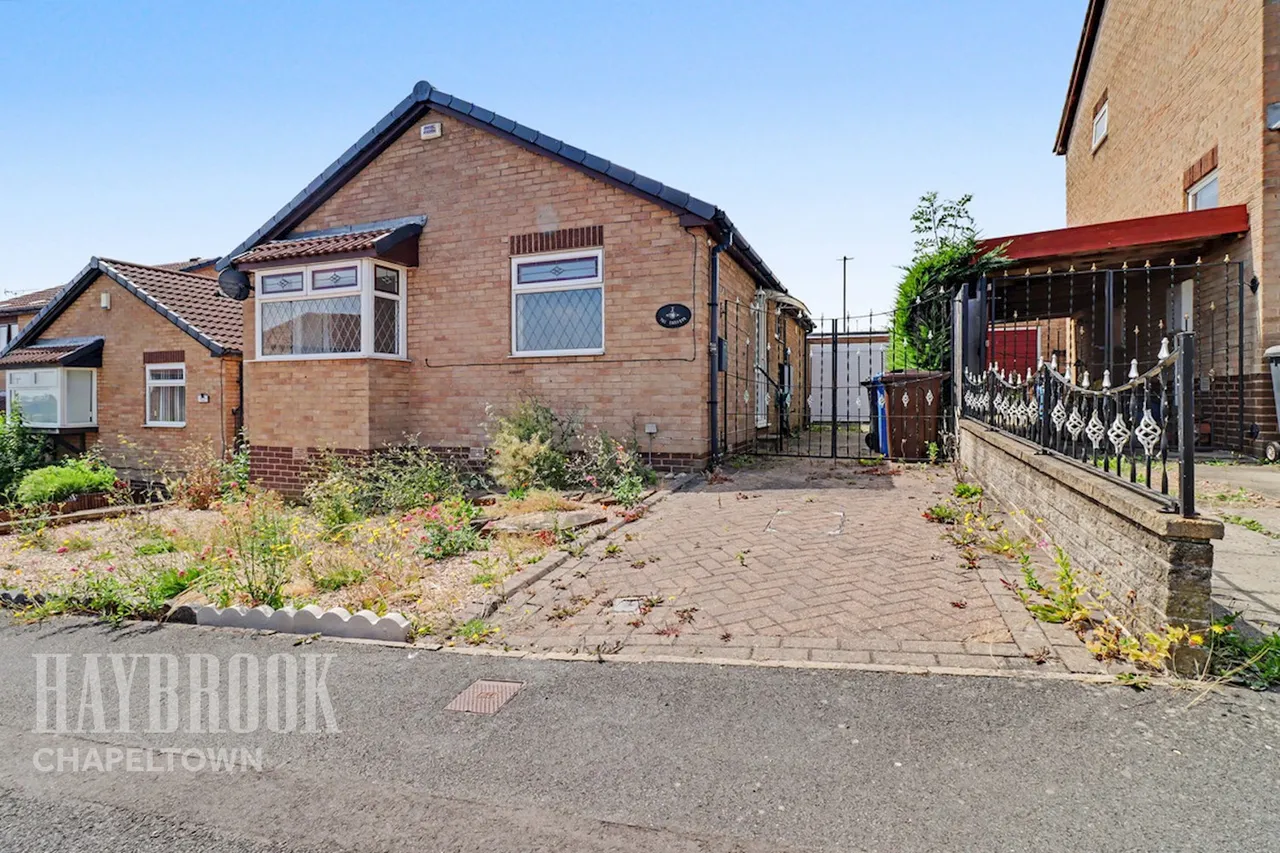 2 bed house for sale, Milgrove Crescent, Sheffield