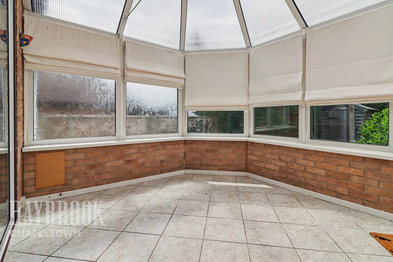 Milgrove Crescent, Sheffield, photo 7