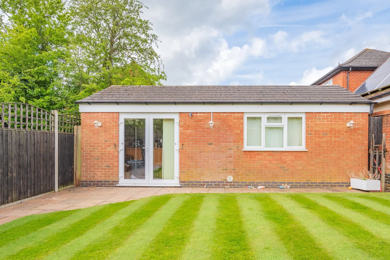 Harborough Road, Kettering, NN14, photo 16