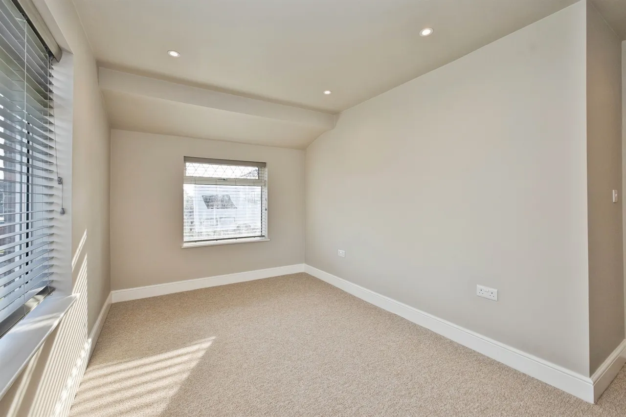 Blenheim Road, Yeovil, BA21, photo 12
