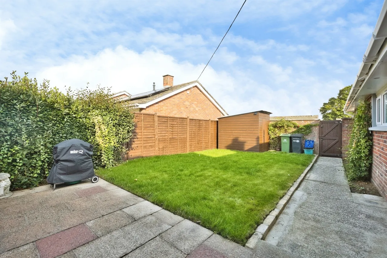 Blenheim Road, Yeovil, BA21, photo 18