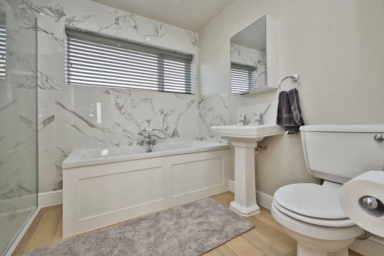 Blenheim Road, Yeovil, BA21, photo 15