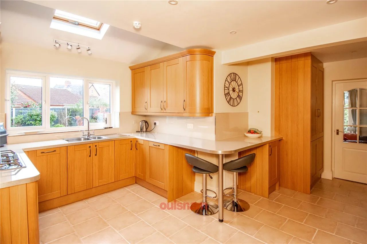 Crabtree Lane, Bromsgrove, Worcestershire, B61 8NT, photo 10