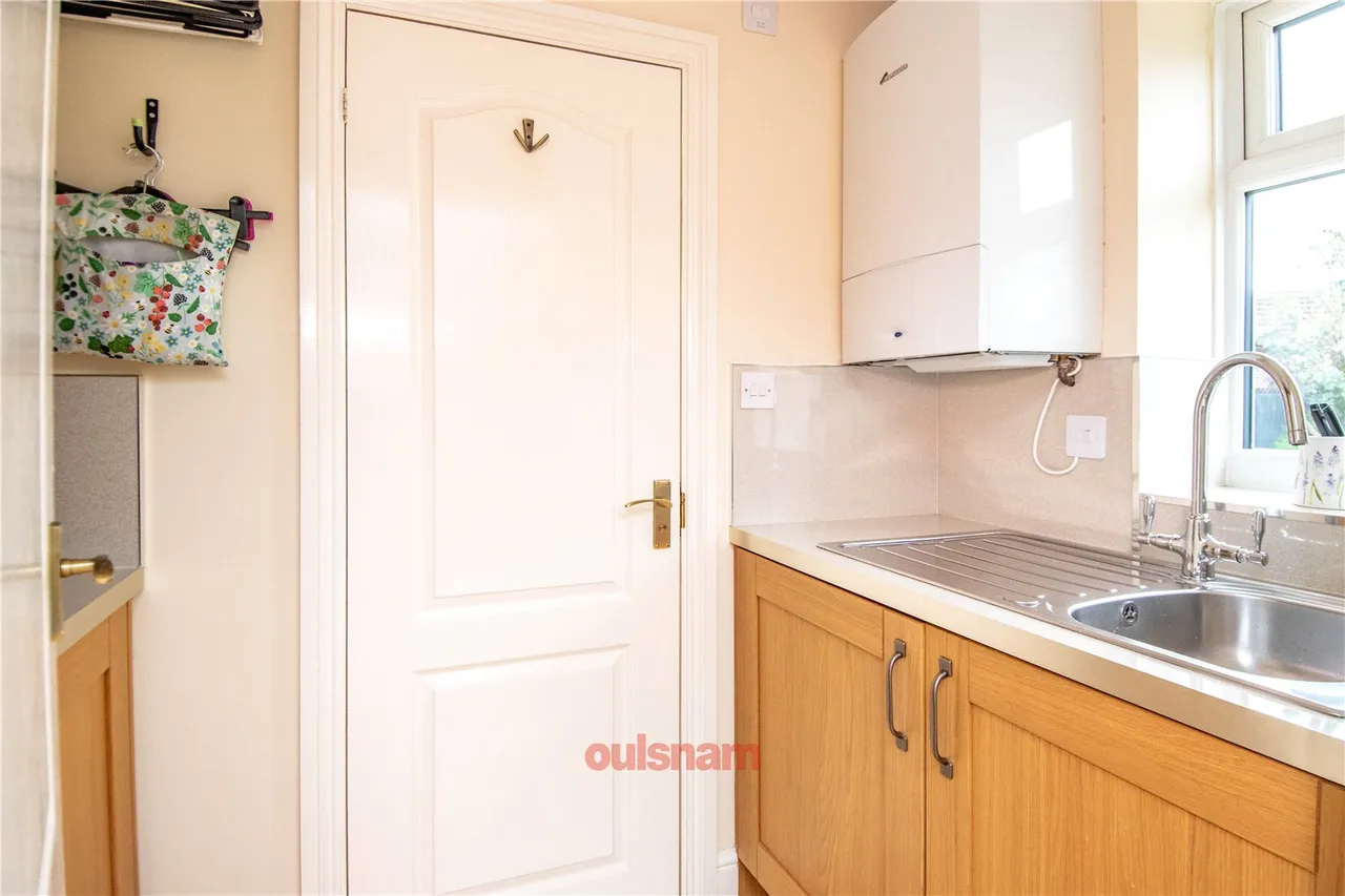 Crabtree Lane, Bromsgrove, Worcestershire, B61 8NT, photo 12