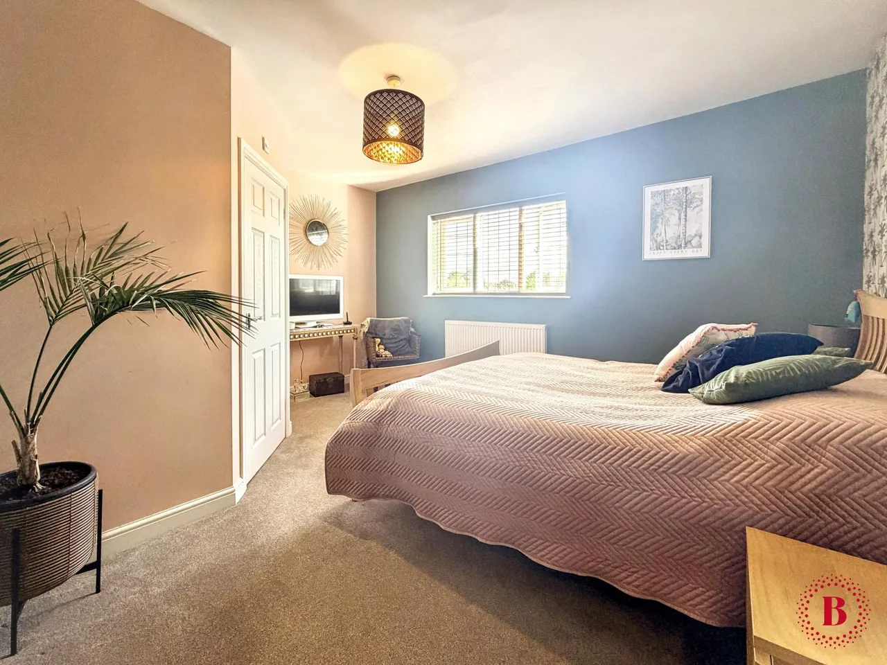 Tamworth Road, Kettlebrook, B77, photo 23