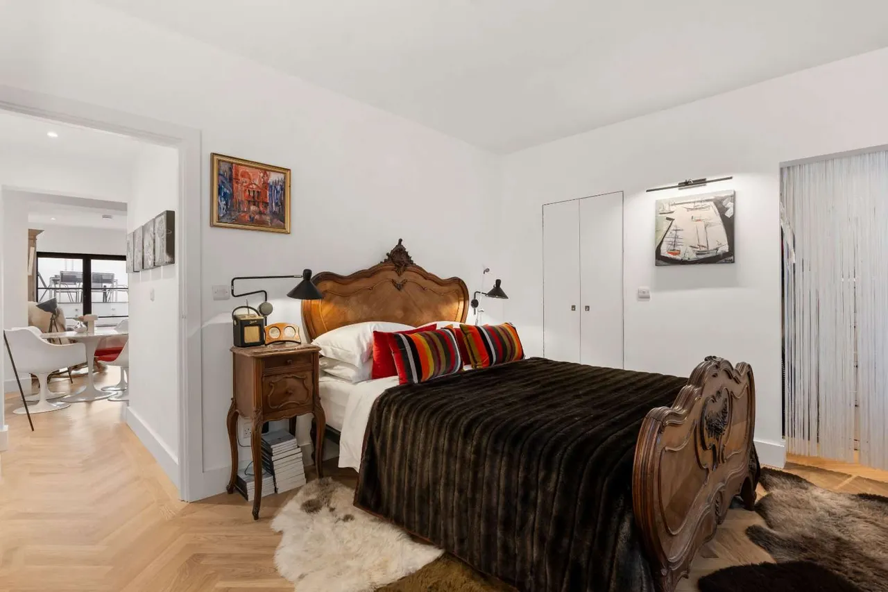 St. John's Hill, London, SW11 1SH, photo 8