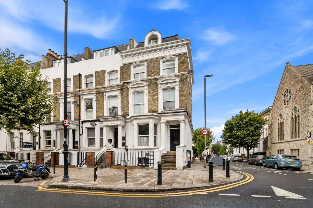St. John's Hill, London, SW11 1SH, photo 11